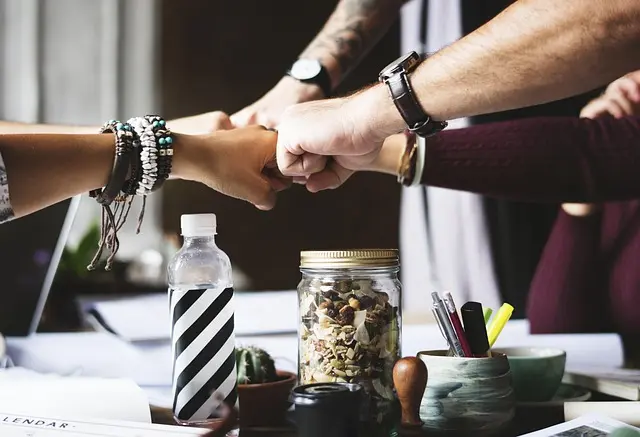 Comment Choisir un Accompagnement Funéraire Émotionnel et Personnalisé
